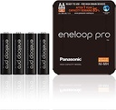 Panasonic eneloop SmartPlus 52055E40 Incarcator pentru 1-4 baterii AA/AAA NI-MH cu 4 indicatoare LED si 10 functii de securitate, Include baterii AA/Mignon, minim 2500 mAh, negru