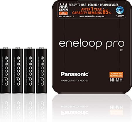 Panasonic eneloop SmartPlus 52055E40 Incarcator pentru 1-4 baterii AA/AAA NI-MH cu 4 indicatoare LED si 10 functii de securitate, Include baterii AA/Mignon, minim 2500 mAh, negru