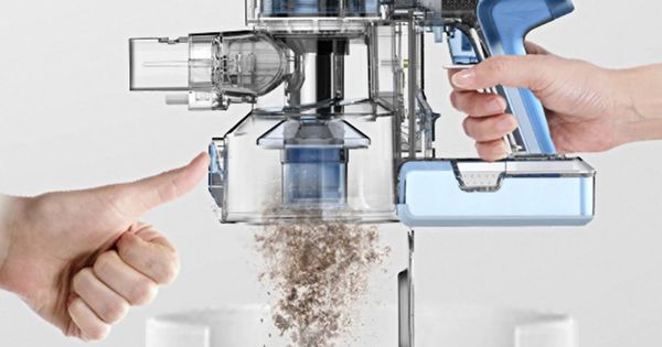 Robot aspirator ZACO V5sPro cu funcție de ștergere, robot aspirator automat, ștergere umedă 2 în 1 până la 180 mp sau aspirare, pentru podele dure, protecție împotriva căderii, fără sac, cu stație de încărcare, 22W, 300ml, auriu
