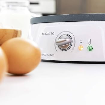 Cecotec Crepe Fun CrepeStone Twin, 1200 w putere si piatra de acoperire antiaderenta din piatra ecologica cu placa reversibila pentru prepararea clatitelor sau a 4 clatite