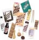 Setul de sushi de la The Kit Company™ | Accesorii și unelte din 15 piese, inclusiv o carte electronică detaliată | Cutit sushi profesional, spatula cu geanta de transport